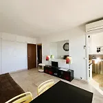 Hyeber Pour 2 Personnes Avec Vue Panoramique, Sur Le Port D'hyeres