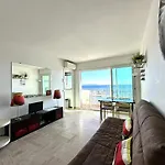Hyeber Pour 2 Personnes Avec Vue Panoramique, Sur Le Port D'hyeres