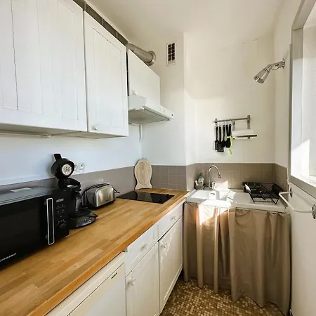Hyeber Pour 2 Personnes Avec Vue Panoramique, Sur Le Port D'hyeres Apartmán Hyères