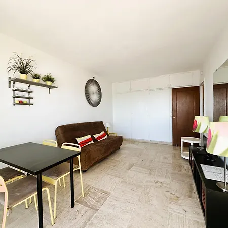 Hyeber Pour 2 Personnes Avec Vue Panoramique, Sur Le Port D'hyeres Lejlighed