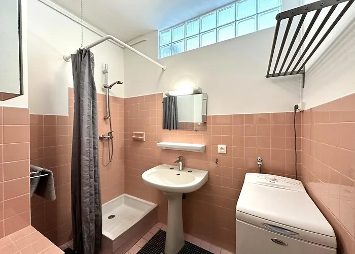 Hyeber Pour 2 Personnes Avec Vue Panoramique, Sur Le Port D'hyeres Lejlighed